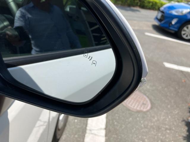 カローラツーリング ハイブリッド　Ｇ　冠水歴車４ＷＤナビＴＶバックカメラＥＴＣ車載器セーフティーセンス衝突軽減ブレーキ付プリクラッシュセーフティーブラインドスポットモニタオートマチックハイビームドラレコ前後２カメラ禁煙車ＬＤＡ付（24枚目）
