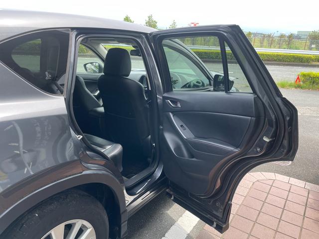 ＣＸ－５ ＸＤ　Ｌパッケージ　冠水歴車ナビＴＶバックカメラＥＴＣ車載器禁煙車サンルーフ付ディーゼルターボスマートキーＰスタートイモビ付衝突安全ボディー前席シートヒーター革シートオートライト衝突軽減ブレーキ純正アルミフォグ付（52枚目）
