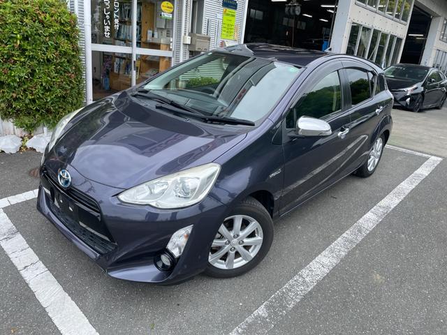 アクア Ｓ　冠水歴車ナビＴＶバックカメラＢＴオーディオ対応ＥＴＣ車載器スマートキーＰスタートイモビライザー禁煙車電格ミラーヘッドライトレベライザーメンテナンスノート取説付純正アルミプライバシーガラス（2枚目）