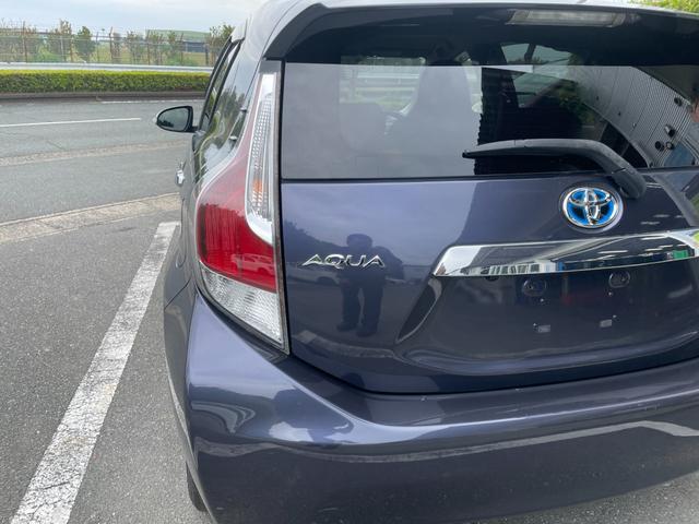 アクア Ｓ　冠水歴車ナビＴＶバックカメラＢＴオーディオ対応ＥＴＣ車載器スマートキーＰスタートイモビライザー禁煙車電格ミラーヘッドライトレベライザーメンテナンスノート取説付純正アルミプライバシーガラス（21枚目）