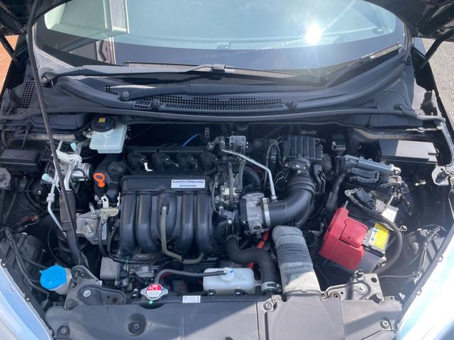 グレイス ハイブリッドＬＸ　ナビＴＶバックカメラＥＴＣ車載器禁煙車ハイブリッド車スマートキー２本ＬＥＤヘッドクルーズコントロールエマージェンシーストップシグナルオートリトラミラースーパーＵＶカットガラスメンテノート取説付（35枚目）