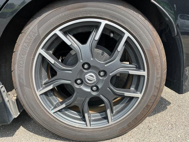 ノート ｅ－パワーニスモ　法人ワンオーナーナビＴＶバックカメラアラウンドビューモニターＥＴＣ車載器禁煙車エマージェンシーブレーキメンテナンスノート取説付スマートキー２本Ｐスタートイモビ衝突安全ボディーハイブリッド車ＬＥＤヘッド（33枚目）
