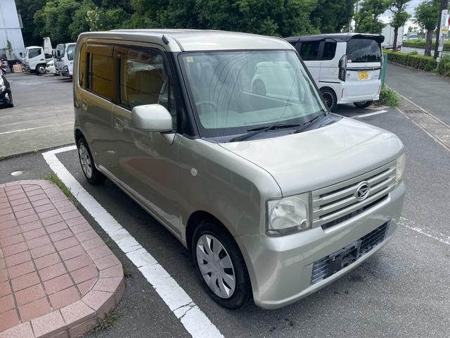 ムーヴコンテ Ｘスペシャル　ナビＴＶ禁煙車メンテナンスノート取説付衝突安全ボディープライバシーガラスヘッドライトレベライザーＡＣＰＳＰＷキーレスエントリーフル装備スペアタイヤ付アームレストコンソール電格ミラーベンチシート（6枚目）