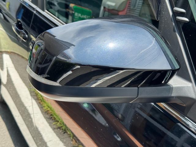 ノア ハイブリッドＳ－Ｚ　冠水歴車ナビＴＶバックカメラＥＴＣ２．０リヤフリップダウンモニター禁煙車ブラインドスポットモニターセーフティーセンスプリクラッシュセーフティースマートキーアダプティブクルコン両側パワスラハイブリッド車（29枚目）