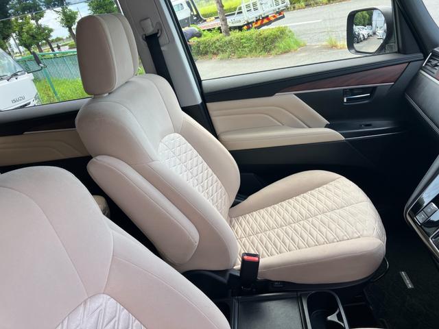 デリカＤ：５ Ｐ　冠水歴車純正ナビＴＶＣＤＤＶＤパノラミックモニターＨＤＭＩ入力パワーバックドア両側パワスラスマートキーＰスタートステアリングヒーターパートタイム４ＷＤＬＥＤヘッドＥＴＣ車載器クルーズコントロール禁煙車（28枚目）