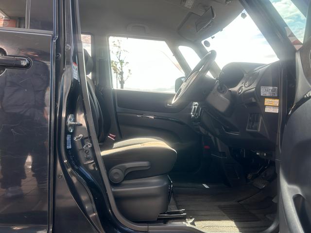 ルークス ハイウェイスター　ナビＴＶバックカメラＥＴＣ車載器左側パワースライドドアスマートキー２本付プッシュスタートイモビライザー禁煙車衝突安全ボディーメンテノート取説パワーアウトレットオートエアコン純正アルミプライバシーガラス（41枚目）