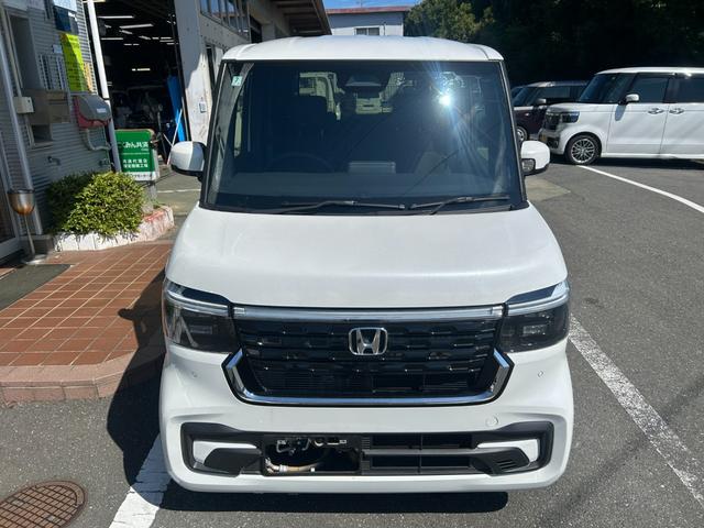Ｎ－ＢＯＸカスタム ベースグレード　冠水歴車バックカメラステアリングスイッチセンシング衝突軽減ブレーキ踏み間違え防止先行車発信お知らせ機能アダプティブクルーズコントロールオートマチックハイビームオートリトラミラー前席シートヒーター禁煙車（4枚目）