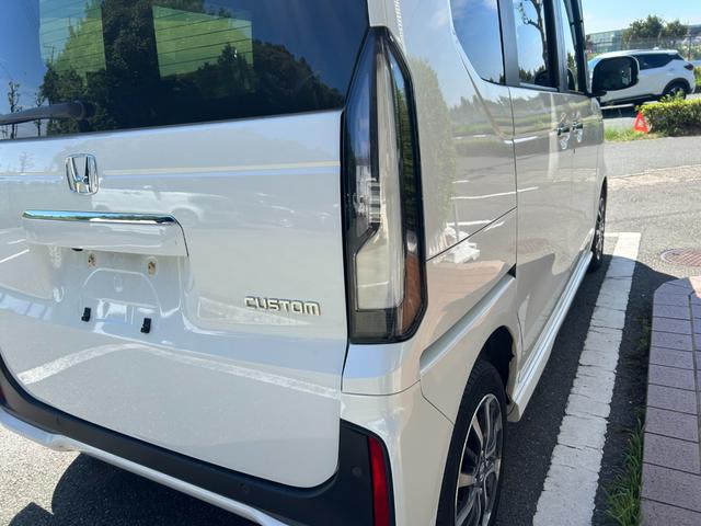 Ｎ－ＢＯＸカスタム ベースグレード　冠水歴車バックカメラステアリングスイッチセンシング衝突軽減ブレーキ踏み間違え防止先行車発信お知らせ機能アダプティブクルーズコントロールオートマチックハイビームオートリトラミラー前席シートヒーター禁煙車（20枚目）