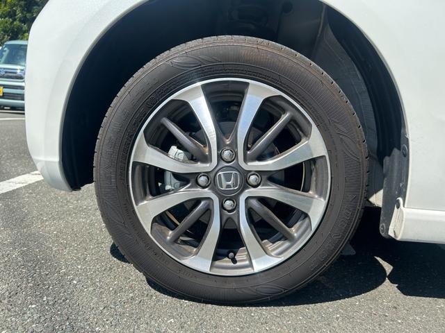 Ｎ－ＢＯＸカスタム ベースグレード　冠水歴車バックカメラステアリングスイッチセンシング衝突軽減ブレーキ踏み間違え防止先行車発信お知らせ機能アダプティブクルーズコントロールオートマチックハイビームオートリトラミラー前席シートヒーター禁煙車（34枚目）