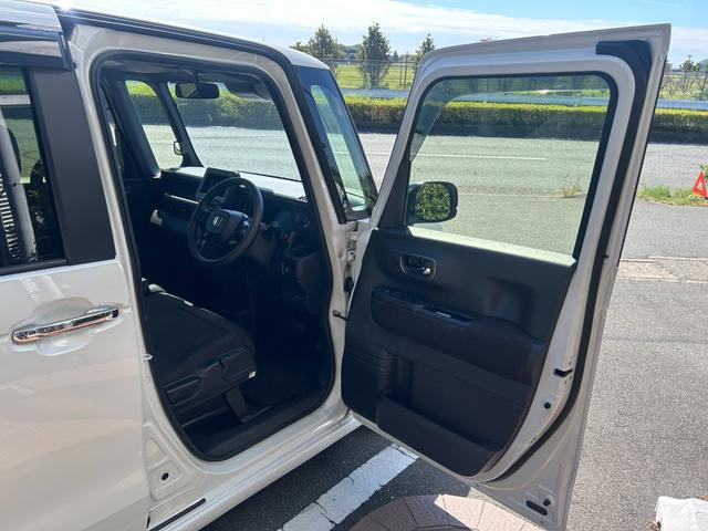 Ｎ－ＢＯＸカスタム ベースグレード　冠水歴車バックカメラステアリングスイッチセンシング衝突軽減ブレーキ踏み間違え防止先行車発信お知らせ機能アダプティブクルーズコントロールオートマチックハイビームオートリトラミラー前席シートヒーター禁煙車（38枚目）