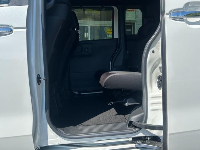 Ｎ－ＢＯＸカスタム ベースグレード　冠水歴車バックカメラステアリングスイッチセンシング衝突軽減ブレーキ踏み間違え防止先行車発信お知らせ機能アダプティブクルーズコントロールオートマチックハイビームオートリトラミラー前席シートヒーター禁煙車（51枚目）