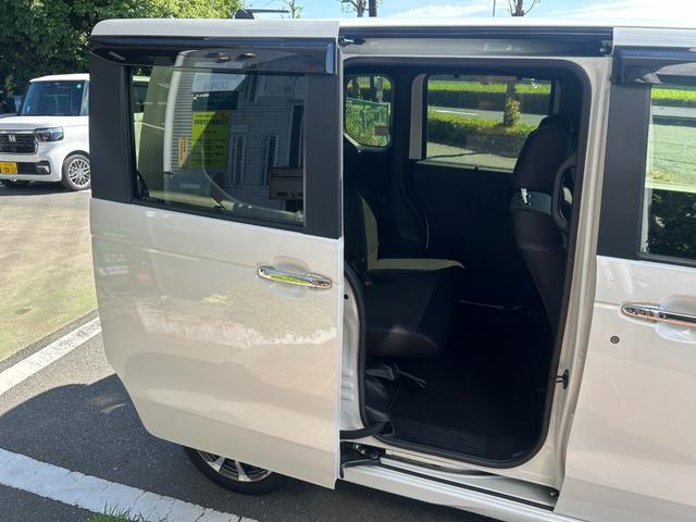 Ｎ－ＢＯＸカスタム ベースグレード　冠水歴車バックカメラステアリングスイッチセンシング衝突軽減ブレーキ踏み間違え防止先行車発信お知らせ機能アダプティブクルーズコントロールオートマチックハイビームオートリトラミラー前席シートヒーター禁煙車（54枚目）