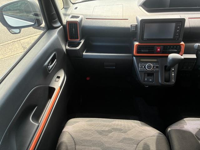 タント ファンクロス　冠水歴車ナビＴＶバックカメラ全方位モニターＢＴオーディオ対応ＥＴＣ車載器禁煙車両側パワスラスマートキーＰスタート前席シートヒータードライブレコーダースマートアシスト衝突軽減ブレーキ踏み間違え防止パール（64枚目）