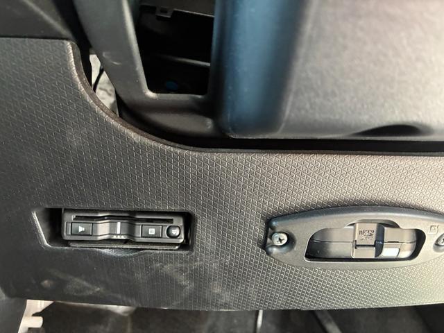 タント ファンクロス　冠水歴車ナビＴＶバックカメラ全方位モニターＢＴオーディオ対応ＥＴＣ車載器禁煙車両側パワスラスマートキーＰスタート前席シートヒータードライブレコーダースマートアシスト衝突軽減ブレーキ踏み間違え防止パール（67枚目）
