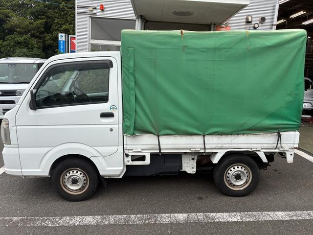 キャリイトラック ＫＣ　エアコンパワステ付２ＷＤ５ＭＴ三方開きメンテナンスノート取説付荷台幌車荷台内寸長さ１９７ＣＭ幅１３８ＣＭ床面地上高６８ＣＭヘッドライトレベライザースペアキースペアタイヤ運転席エアバッグ付（18枚目）