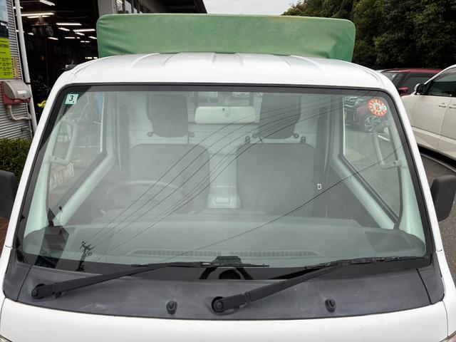 キャリイトラック ＫＣ　エアコンパワステ付２ＷＤ５ＭＴ三方開きメンテナンスノート取説付荷台幌車荷台内寸長さ１９７ＣＭ幅１３８ＣＭ床面地上高６８ＣＭヘッドライトレベライザースペアキースペアタイヤ運転席エアバッグ付（20枚目）