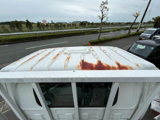 タイタントラック ワイドロングフルワイドロー　平ボディートラック２ｔ積載ワイドロング３方開きＥＴＣ車載器ロープ穴４対イージーゲート荷台鉄板張り荷台内寸長さ４３３ｃｍ幅２０２ｃｍ高さ３８ｃｍ床面地上高８７ｃｍ三方開き４８００ｃｃディーゼルターボ（24枚目）