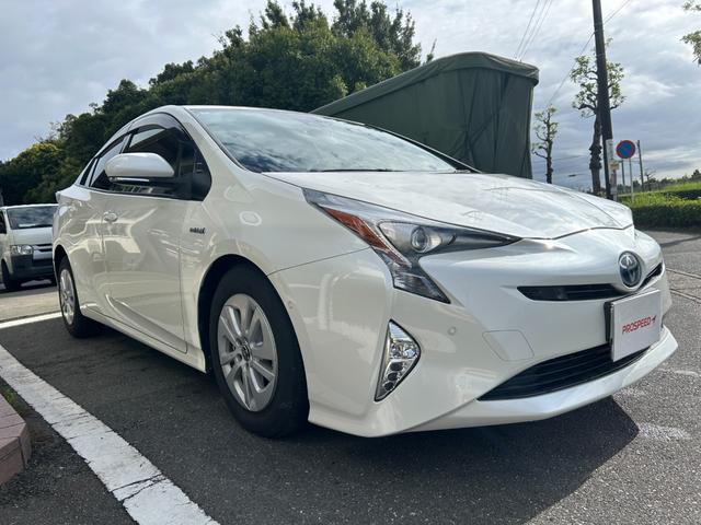 プリウス Ｓセーフティプラス　冠水歴車ナビＴＶバックカメラＥＴＣ車載器セーフティーセンスプリクラッシュセーフティーレーダークルーズコントロールスマートキーＰスタートオートマチックハイビーム禁煙車ドライブレコーダー横滑り防止装置（5枚目）