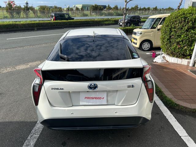 プリウス Ｓセーフティプラス　冠水歴車ナビＴＶバックカメラＥＴＣ車載器セーフティーセンスプリクラッシュセーフティーレーダークルーズコントロールスマートキーＰスタートオートマチックハイビーム禁煙車ドライブレコーダー横滑り防止装置（11枚目）