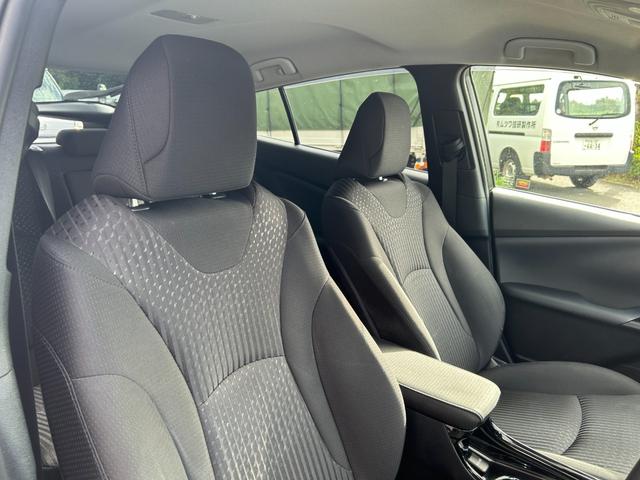 プリウス Ｓセーフティプラス　冠水歴車ナビＴＶバックカメラＥＴＣ車載器セーフティーセンスプリクラッシュセーフティーレーダークルーズコントロールスマートキーＰスタートオートマチックハイビーム禁煙車ドライブレコーダー横滑り防止装置（39枚目）