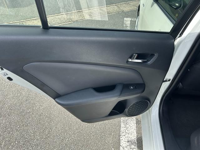 プリウス Ｓセーフティプラス　冠水歴車ナビＴＶバックカメラＥＴＣ車載器セーフティーセンスプリクラッシュセーフティーレーダークルーズコントロールスマートキーＰスタートオートマチックハイビーム禁煙車ドライブレコーダー横滑り防止装置（48枚目）