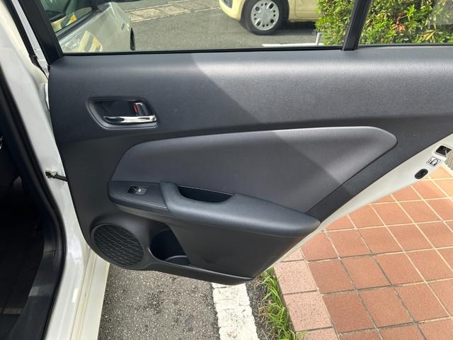 プリウス Ｓセーフティプラス　冠水歴車ナビＴＶバックカメラＥＴＣ車載器セーフティーセンスプリクラッシュセーフティーレーダークルーズコントロールスマートキーＰスタートオートマチックハイビーム禁煙車ドライブレコーダー横滑り防止装置（53枚目）