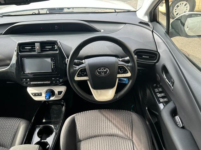 プリウス Ｓセーフティプラス　冠水歴車ナビＴＶバックカメラＥＴＣ車載器セーフティーセンスプリクラッシュセーフティーレーダークルーズコントロールスマートキーＰスタートオートマチックハイビーム禁煙車ドライブレコーダー横滑り防止装置（64枚目）