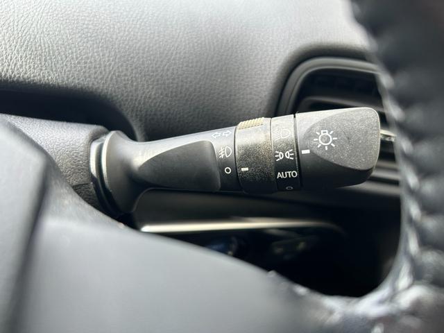 プリウス Ｓセーフティプラス　冠水歴車ナビＴＶバックカメラＥＴＣ車載器セーフティーセンスプリクラッシュセーフティーレーダークルーズコントロールスマートキーＰスタートオートマチックハイビーム禁煙車ドライブレコーダー横滑り防止装置（72枚目）