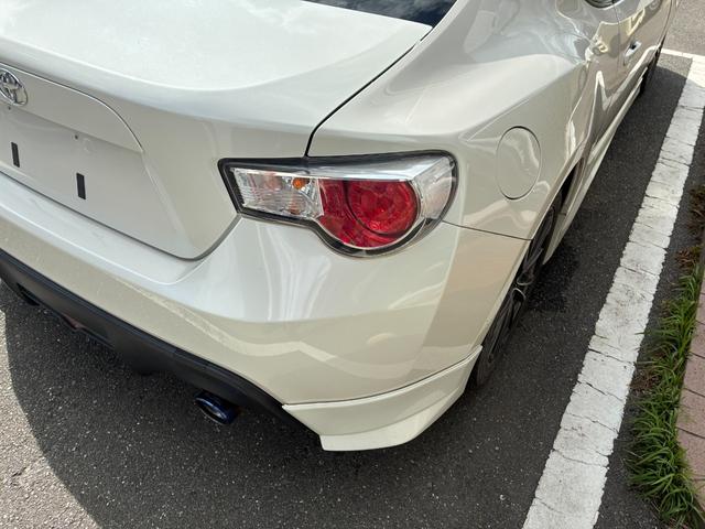 ８６ ＧＴ　冠水歴車ナビＴＶバックカメラ６速マニュアルＥＴＣ車載器スマートキーＰスタートイモビライザーパワートランクリッド禁煙車オートライトオートエアコンホワイトパール衝突安全ボディーフォグランプ付フル装備（23枚目）