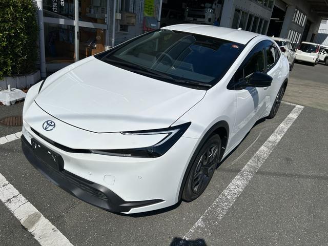 プリウス Ｘ　冠水歴車ナビバックカメラＥＴＣ２．０セーフティーセンスプリクラッシュセーフティーアダプティブクルーズコントロールスマートキーＰスタートイモビライザーオートマチックハイビームＡＣ１００Ｖ電源禁煙車（2枚目）