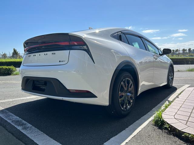プリウス Ｘ　冠水歴車ナビバックカメラＥＴＣ２．０セーフティーセンスプリクラッシュセーフティーアダプティブクルーズコントロールスマートキーＰスタートイモビライザーオートマチックハイビームＡＣ１００Ｖ電源禁煙車（8枚目）