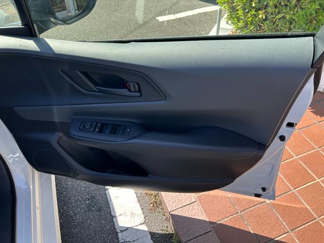 プリウス Ｘ　冠水歴車ナビバックカメラＥＴＣ２．０セーフティーセンスプリクラッシュセーフティーアダプティブクルーズコントロールスマートキーＰスタートイモビライザーオートマチックハイビームＡＣ１００Ｖ電源禁煙車（38枚目）
