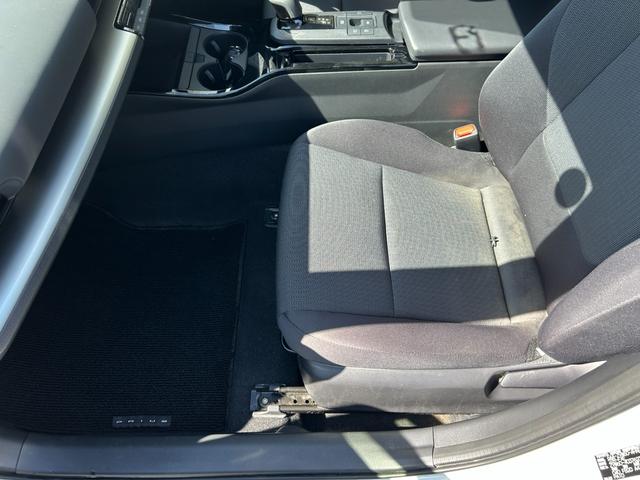 プリウス Ｘ　冠水歴車ナビバックカメラＥＴＣ２．０セーフティーセンスプリクラッシュセーフティーアダプティブクルーズコントロールスマートキーＰスタートイモビライザーオートマチックハイビームＡＣ１００Ｖ電源禁煙車（47枚目）