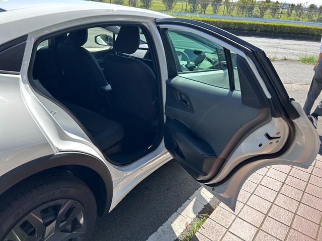 プリウス Ｘ　冠水歴車ナビバックカメラＥＴＣ２．０セーフティーセンスプリクラッシュセーフティーアダプティブクルーズコントロールスマートキーＰスタートイモビライザーオートマチックハイビームＡＣ１００Ｖ電源禁煙車（54枚目）