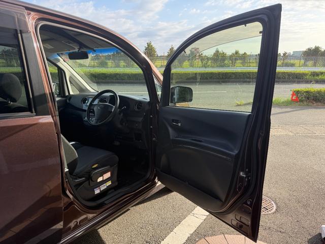 タントエグゼ カスタムG ナビTVバックカメラ禁煙車ETC車載器エアコンパワステパワーウィンドキーレスエントリーフル装備スマートキーセキュリティーアラームエコアイドル純正アルミプライバシーガラスオートエアコン(31枚目)