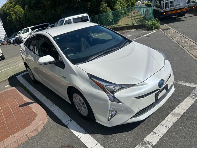 プリウス Ｓセーフティプラス　冠水歴車ナビＴＶＢＴオーディオ対応バックカメラＥＴＣ車載器セーフティーセンスプリクラッシュセーフティーアダプティブクルーズコントロールオートマチックハイビームドライブレコーダー禁煙車衝突安全ボディー（6枚目）