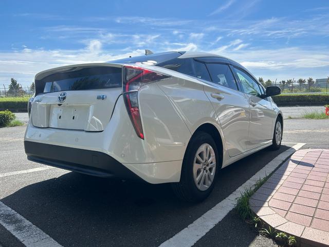 プリウス Ｓセーフティプラス　冠水歴車ナビＴＶＢＴオーディオ対応バックカメラＥＴＣ車載器セーフティーセンスプリクラッシュセーフティーアダプティブクルーズコントロールオートマチックハイビームドライブレコーダー禁煙車衝突安全ボディー（8枚目）