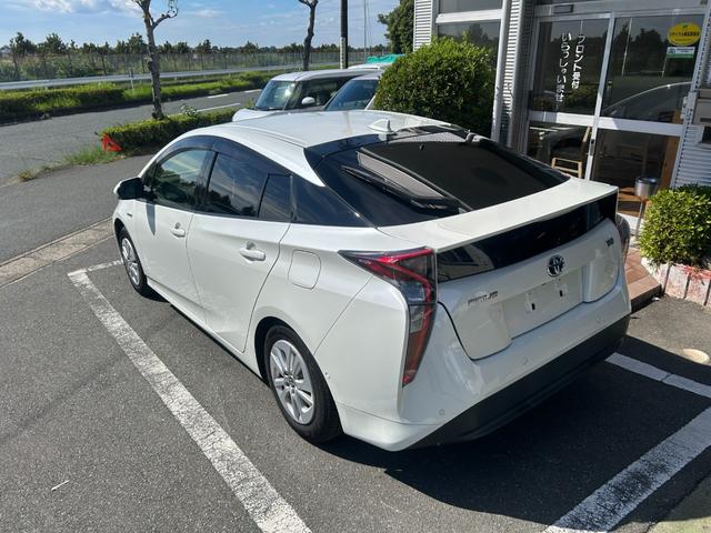 プリウス Ｓセーフティプラス　冠水歴車ナビＴＶＢＴオーディオ対応バックカメラＥＴＣ車載器セーフティーセンスプリクラッシュセーフティーアダプティブクルーズコントロールオートマチックハイビームドライブレコーダー禁煙車衝突安全ボディー（13枚目）