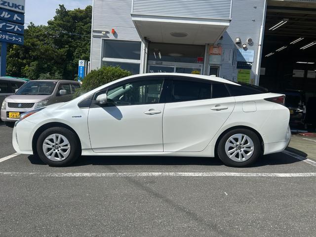 プリウス Ｓセーフティプラス　冠水歴車ナビＴＶＢＴオーディオ対応バックカメラＥＴＣ車載器セーフティーセンスプリクラッシュセーフティーアダプティブクルーズコントロールオートマチックハイビームドライブレコーダー禁煙車衝突安全ボディー（14枚目）