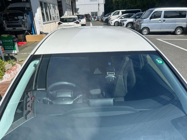 プリウス Ｓセーフティプラス　冠水歴車ナビＴＶＢＴオーディオ対応バックカメラＥＴＣ車載器セーフティーセンスプリクラッシュセーフティーアダプティブクルーズコントロールオートマチックハイビームドライブレコーダー禁煙車衝突安全ボディー（24枚目）