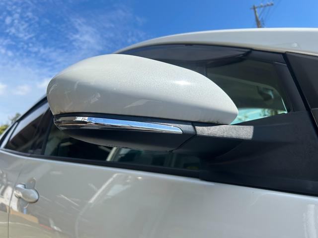 プリウス Ｓセーフティプラス　冠水歴車ナビＴＶＢＴオーディオ対応バックカメラＥＴＣ車載器セーフティーセンスプリクラッシュセーフティーアダプティブクルーズコントロールオートマチックハイビームドライブレコーダー禁煙車衝突安全ボディー（29枚目）