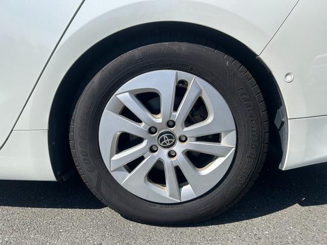 プリウス Ｓセーフティプラス　冠水歴車ナビＴＶＢＴオーディオ対応バックカメラＥＴＣ車載器セーフティーセンスプリクラッシュセーフティーアダプティブクルーズコントロールオートマチックハイビームドライブレコーダー禁煙車衝突安全ボディー（32枚目）
