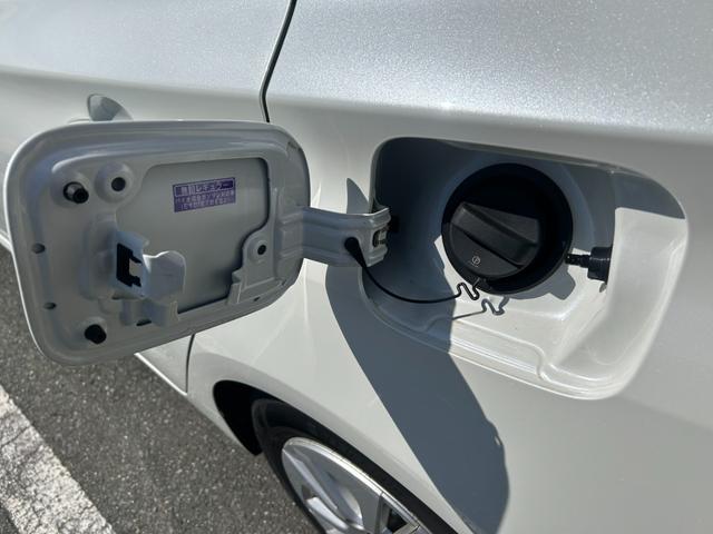 プリウス Ｓセーフティプラス　冠水歴車ナビＴＶＢＴオーディオ対応バックカメラＥＴＣ車載器セーフティーセンスプリクラッシュセーフティーアダプティブクルーズコントロールオートマチックハイビームドライブレコーダー禁煙車衝突安全ボディー（34枚目）