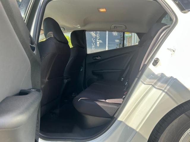 プリウス Ｓセーフティプラス　冠水歴車ナビＴＶＢＴオーディオ対応バックカメラＥＴＣ車載器セーフティーセンスプリクラッシュセーフティーアダプティブクルーズコントロールオートマチックハイビームドライブレコーダー禁煙車衝突安全ボディー（51枚目）