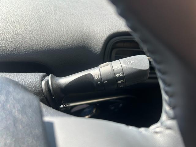 プリウス Ｓセーフティプラス　冠水歴車ナビＴＶＢＴオーディオ対応バックカメラＥＴＣ車載器セーフティーセンスプリクラッシュセーフティーアダプティブクルーズコントロールオートマチックハイビームドライブレコーダー禁煙車衝突安全ボディー（74枚目）