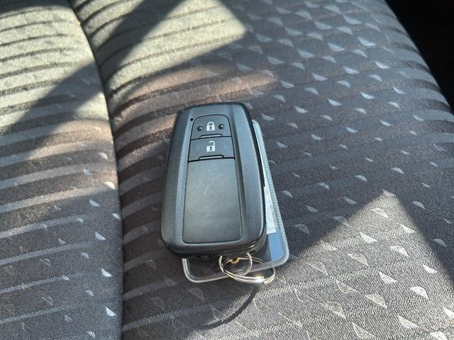 プリウス Ｓセーフティプラス　冠水歴車ナビＴＶＢＴオーディオ対応バックカメラＥＴＣ車載器セーフティーセンスプリクラッシュセーフティーアダプティブクルーズコントロールオートマチックハイビームドライブレコーダー禁煙車衝突安全ボディー（80枚目）