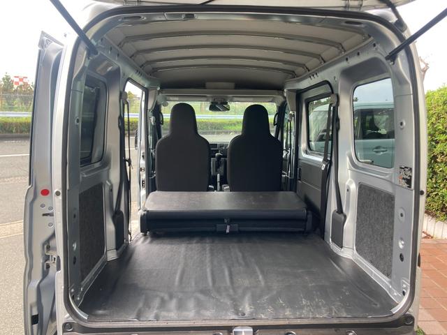 ハイゼットカーゴ DX 冠水歴車4WDハイルーフ5ドアオートマ2/4人乗りACPSPWキーレスエントリーフル装備オートライトリヤワイパーヘッドライトレベライザープライバシーガラススマートアシスト衝突軽減ブレーキ禁煙車(59枚目)