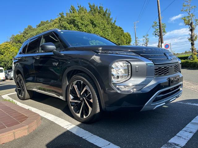 アウトランダーPHEV P 冠水歴車ナビTVバックカメラ全方位モニター3列シート7名乗車パワーバックドアナビTVHDMI入力BTオーディオ対応マイパイロットレーダークルーズコントロールスマートキーPスタート禁煙車シートヒーター付(5枚目)
