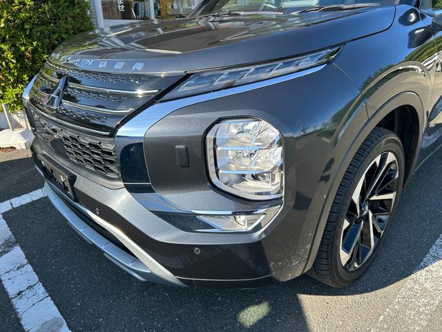 アウトランダーPHEV P 冠水歴車ナビTVバックカメラ全方位モニター3列シート7名乗車パワーバックドアナビTVHDMI入力BTオーディオ対応マイパイロットレーダークルーズコントロールスマートキーPスタート禁煙車シートヒーター付(16枚目)