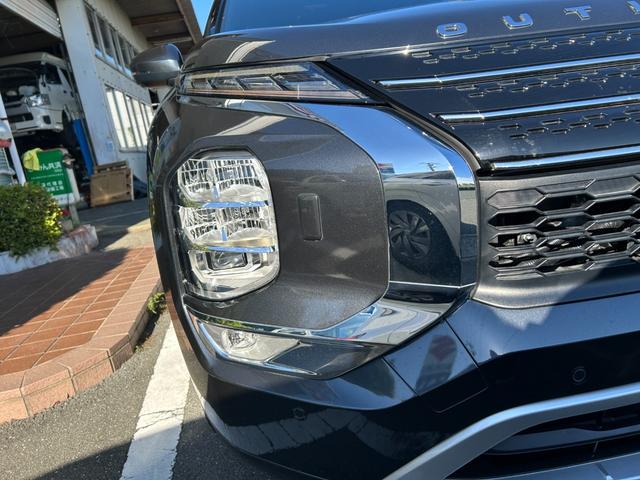 アウトランダーPHEV P 冠水歴車ナビTVバックカメラ全方位モニター3列シート7名乗車パワーバックドアナビTVHDMI入力BTオーディオ対応マイパイロットレーダークルーズコントロールスマートキーPスタート禁煙車シートヒーター付(17枚目)